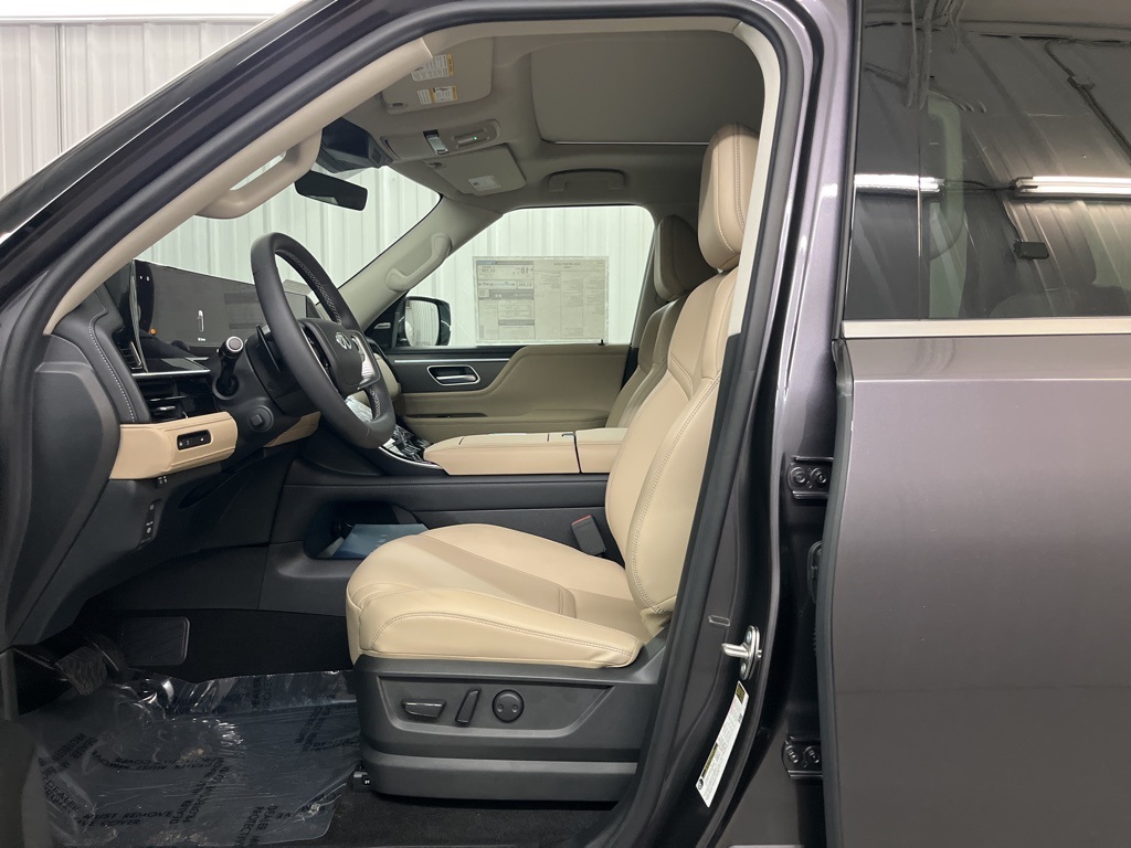 2025 Infiniti QX80 Pure photo 9