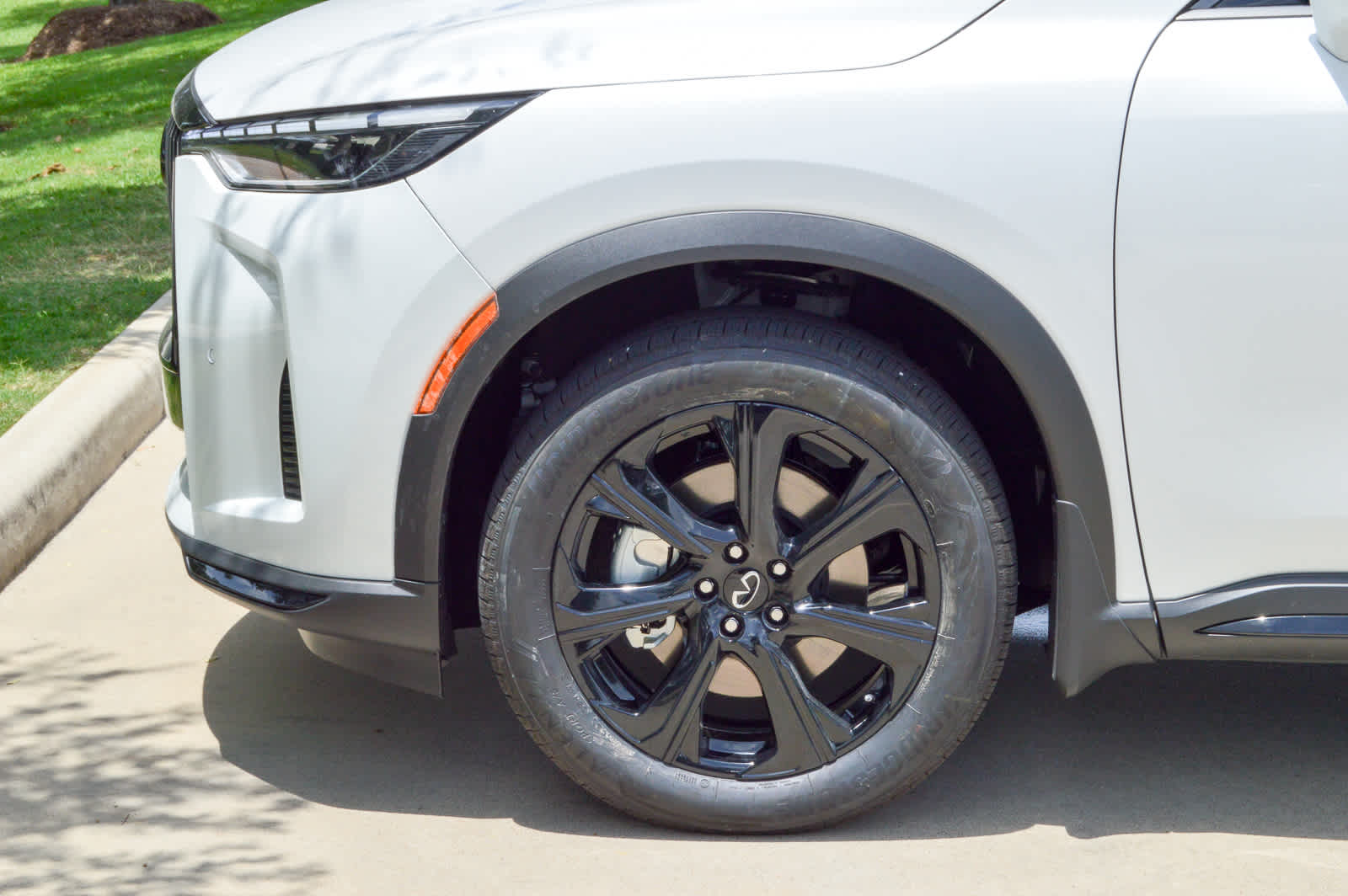 2026 Infiniti QX60 Autograph AWD photo 4