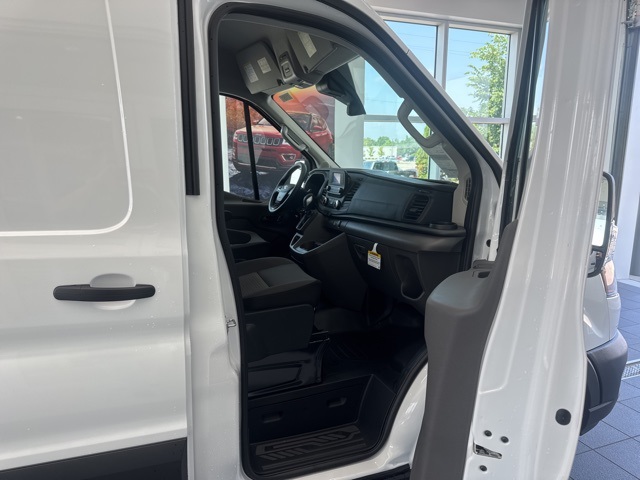 2025 Ford Transit Cargo Van photo 24