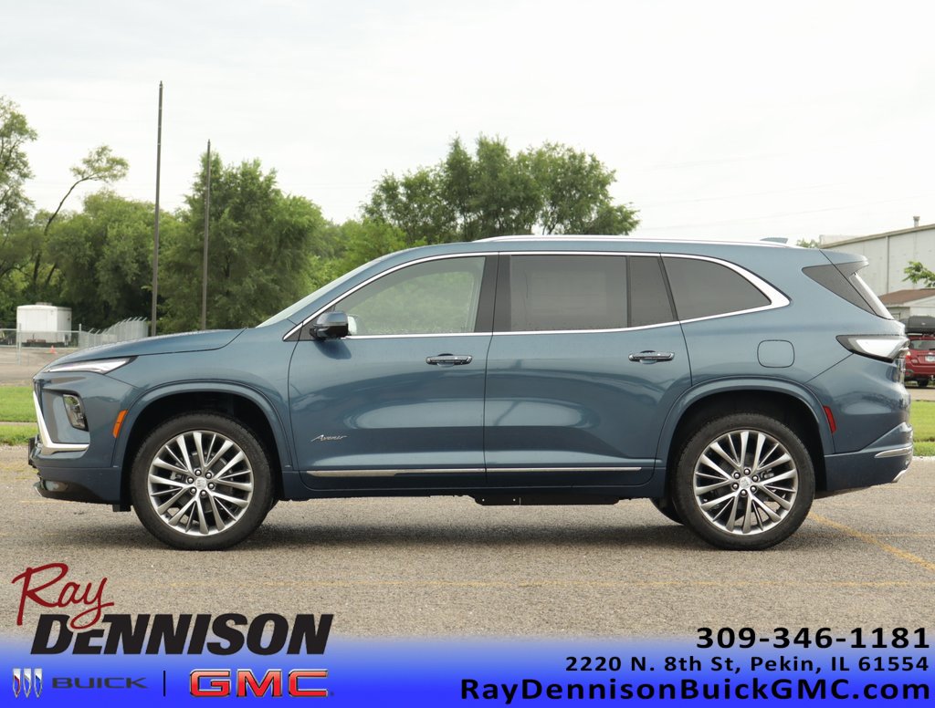 2026 Buick Enclave Avenir photo 2