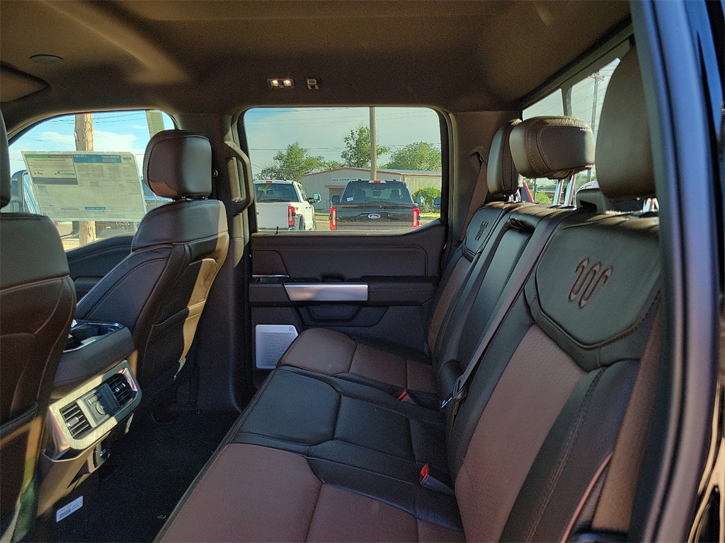 2025 Ford F-250 photo 15