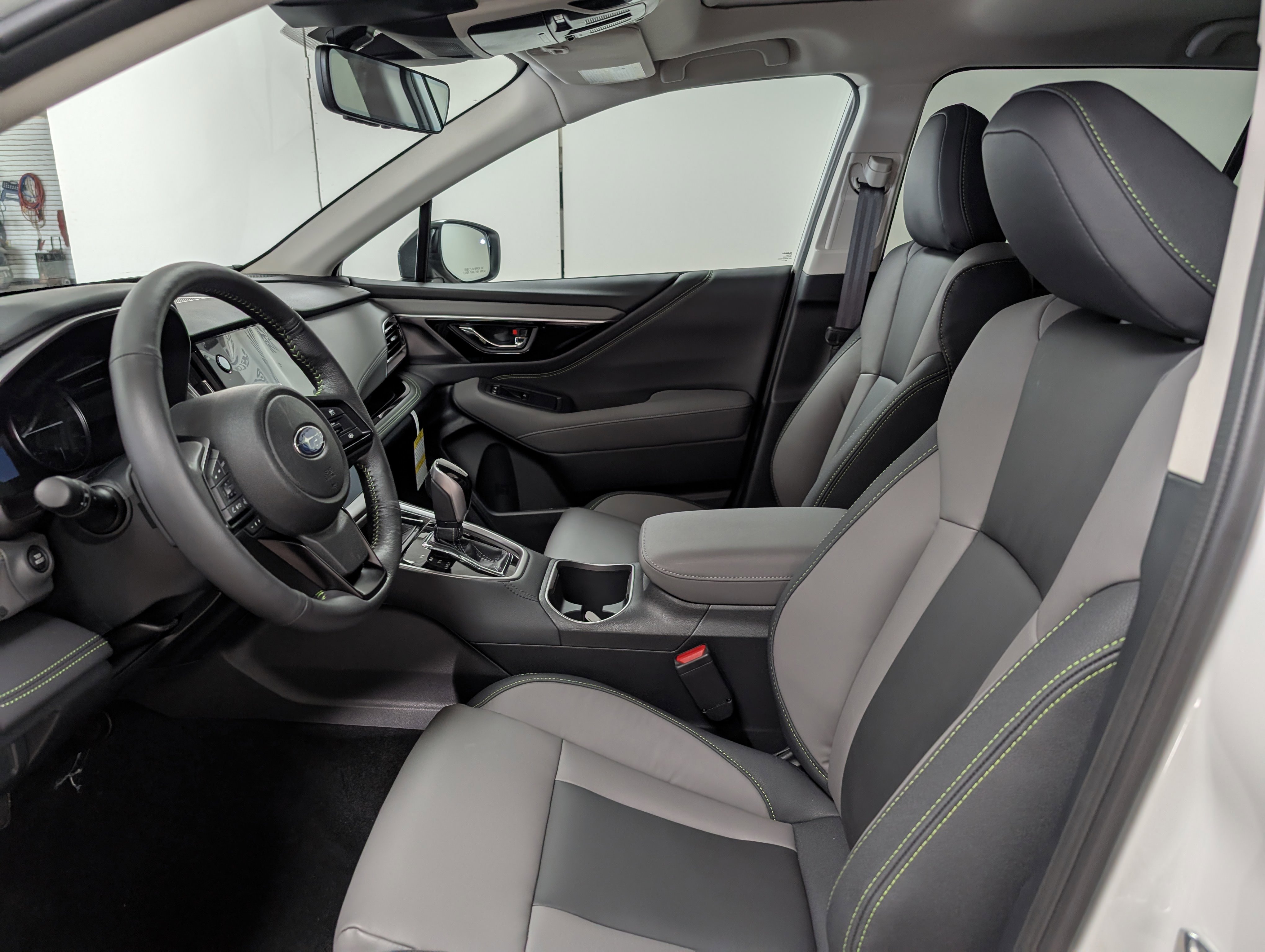 2025 Subaru Outback Onyx Edition photo 3