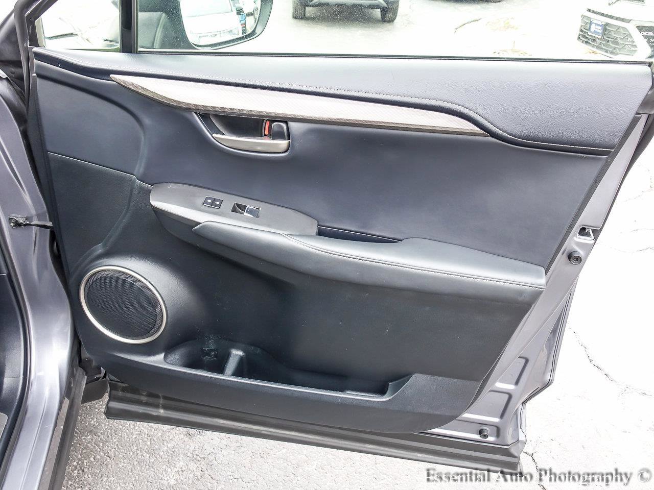 2021 LEXUS NX - Image 25