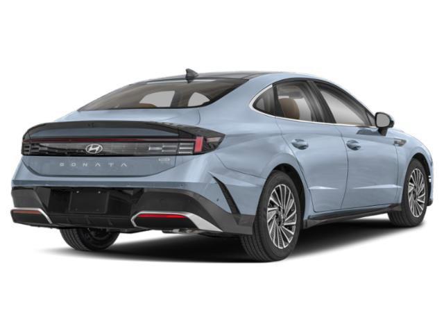 2026 Hyundai Sonata Hybrid Limited photo 3