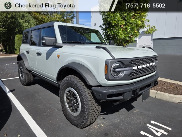 2024 Ford Bronco Badlands photo 3