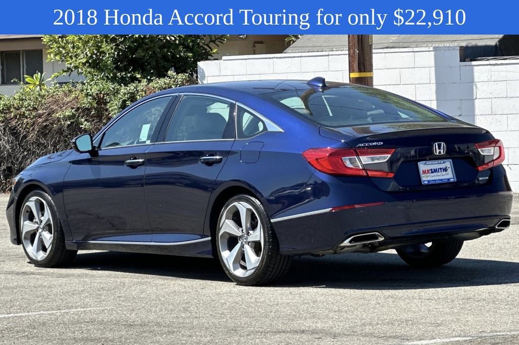 2018 Honda Accord Touring 1.5T photo 6