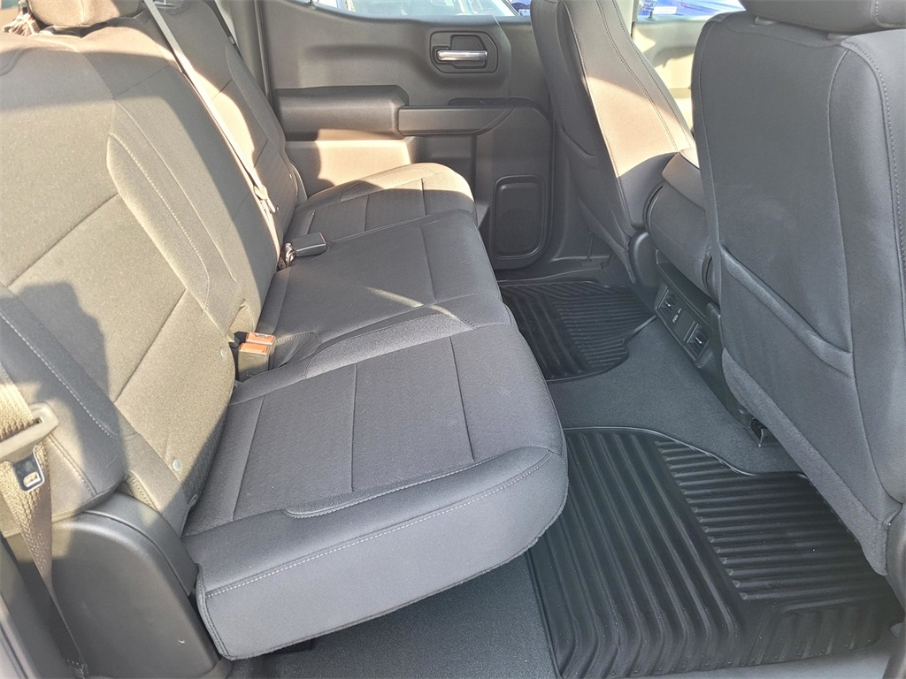 2025 Chevrolet Silverado 1500 Custom photo 16