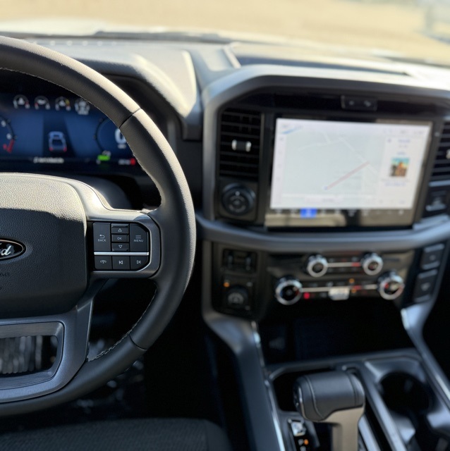 2025 Ford F-150 XLT photo 17