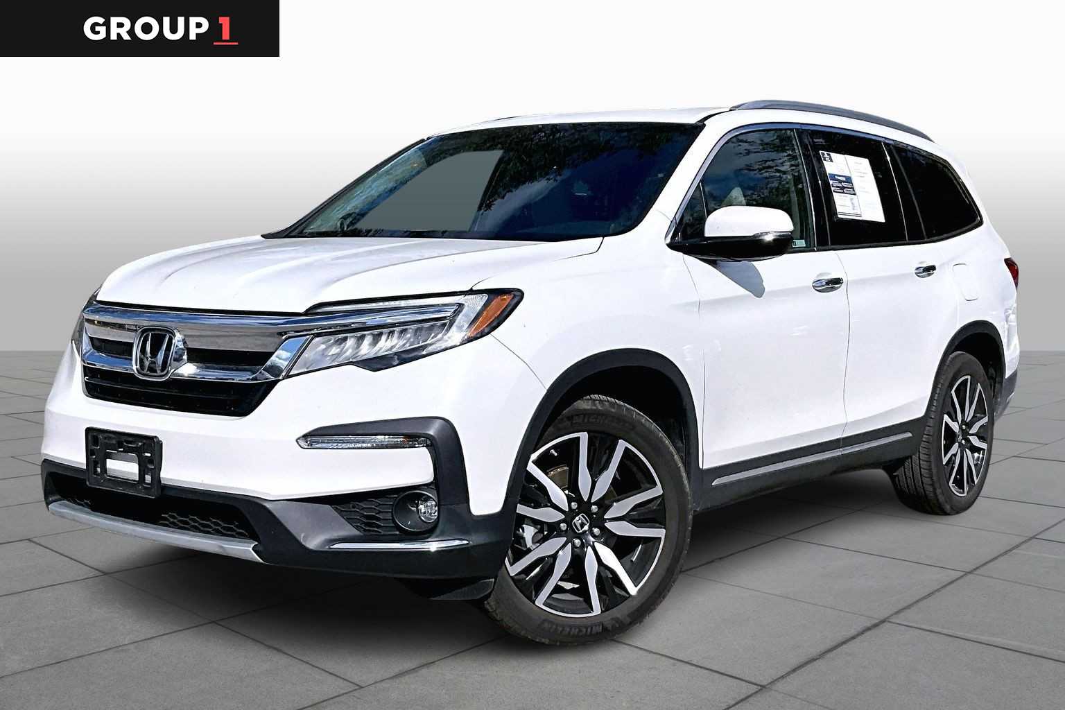 2021 Honda Pilot Elite's photo
