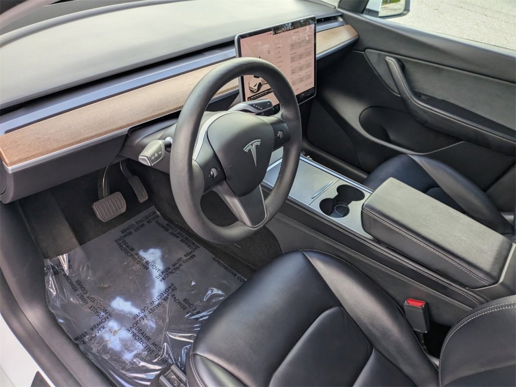 2022 Tesla Model Y Long Range photo 10