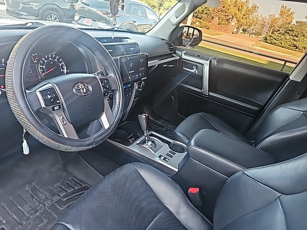 2019 Toyota 4Runner Limited photo 4