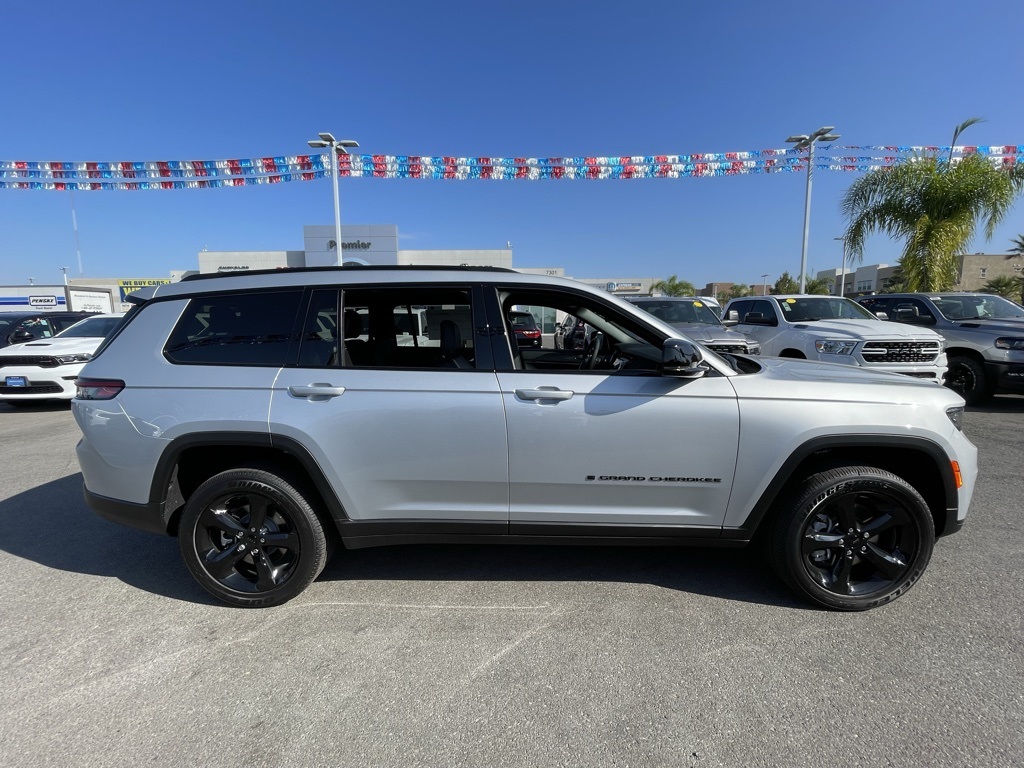 2025 Jeep Grand Cherokee Altitude X photo 7