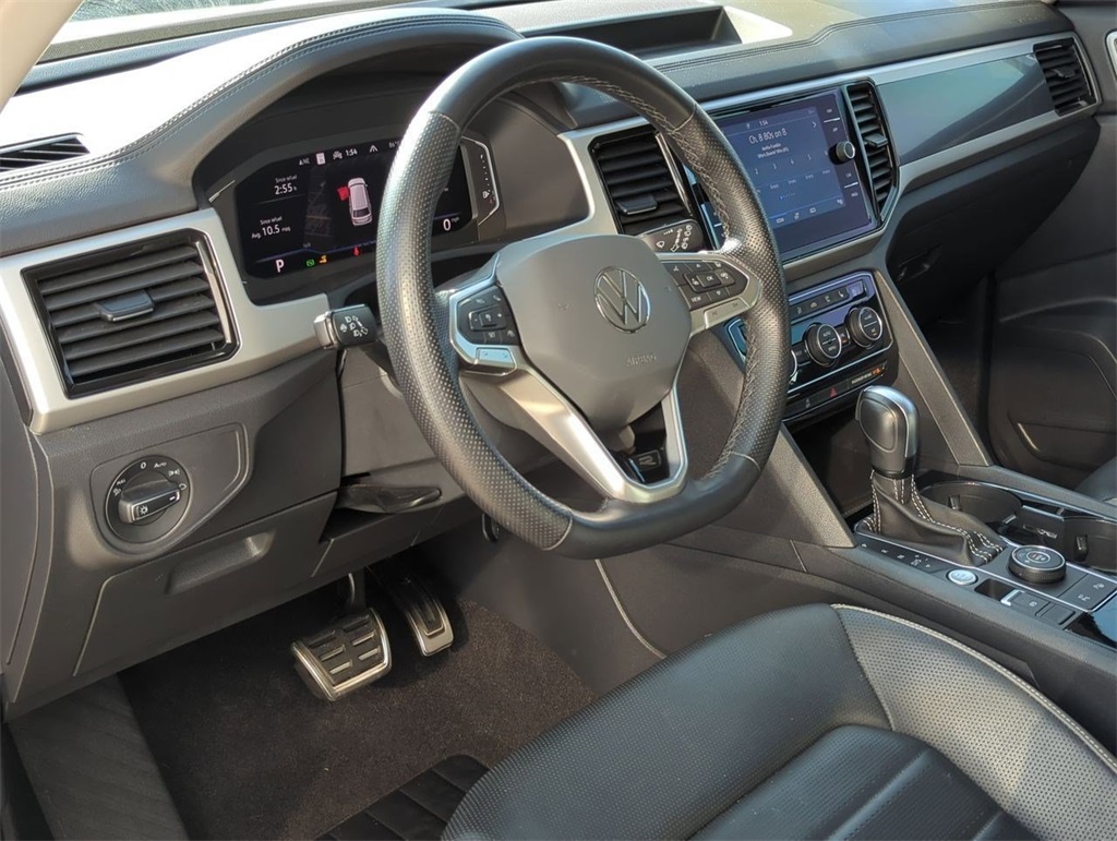 2022 Volkswagen Atlas V6 SEL Premium R-Line photo 9