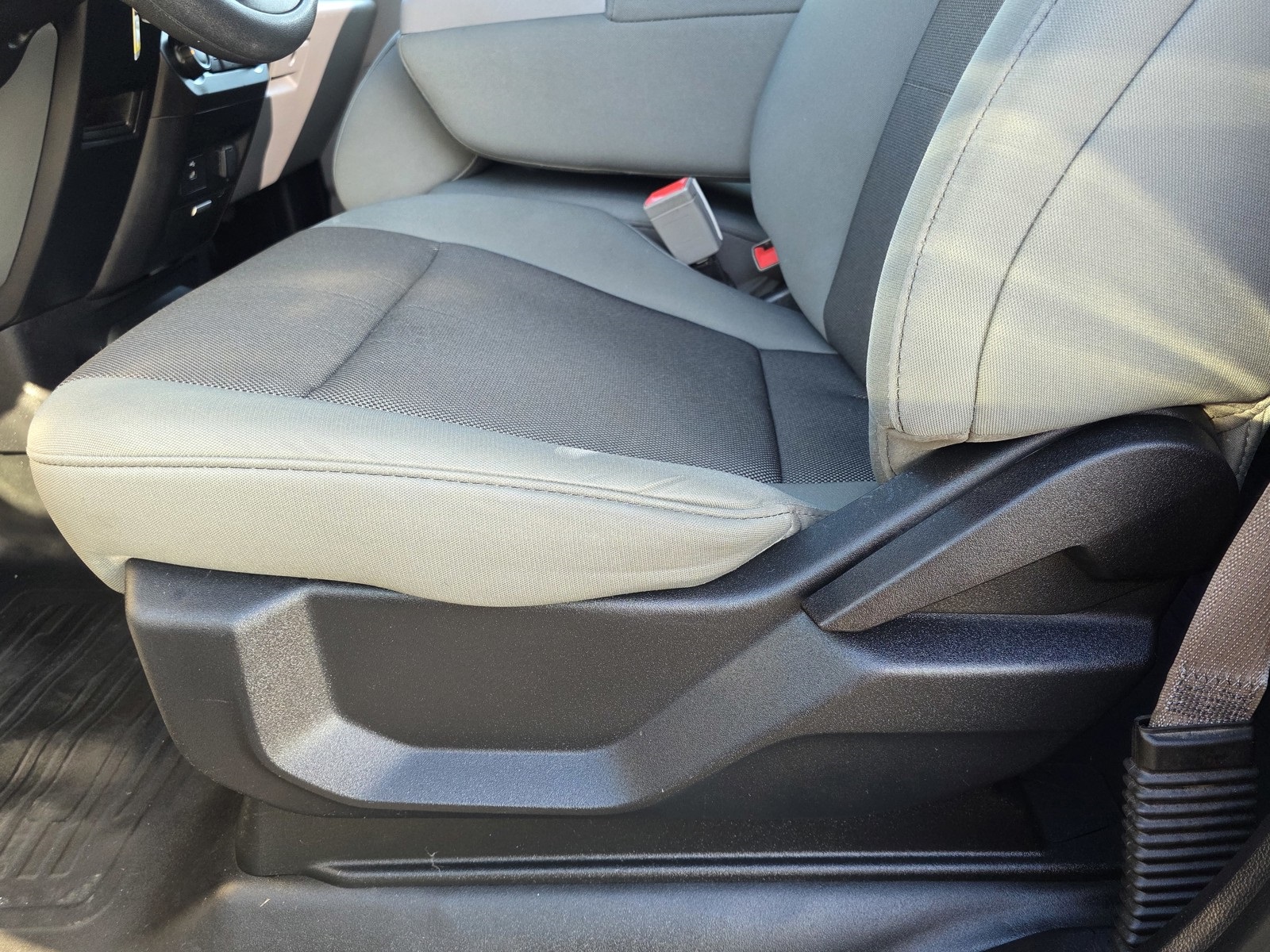 2018 Ford F-150 XL photo 25