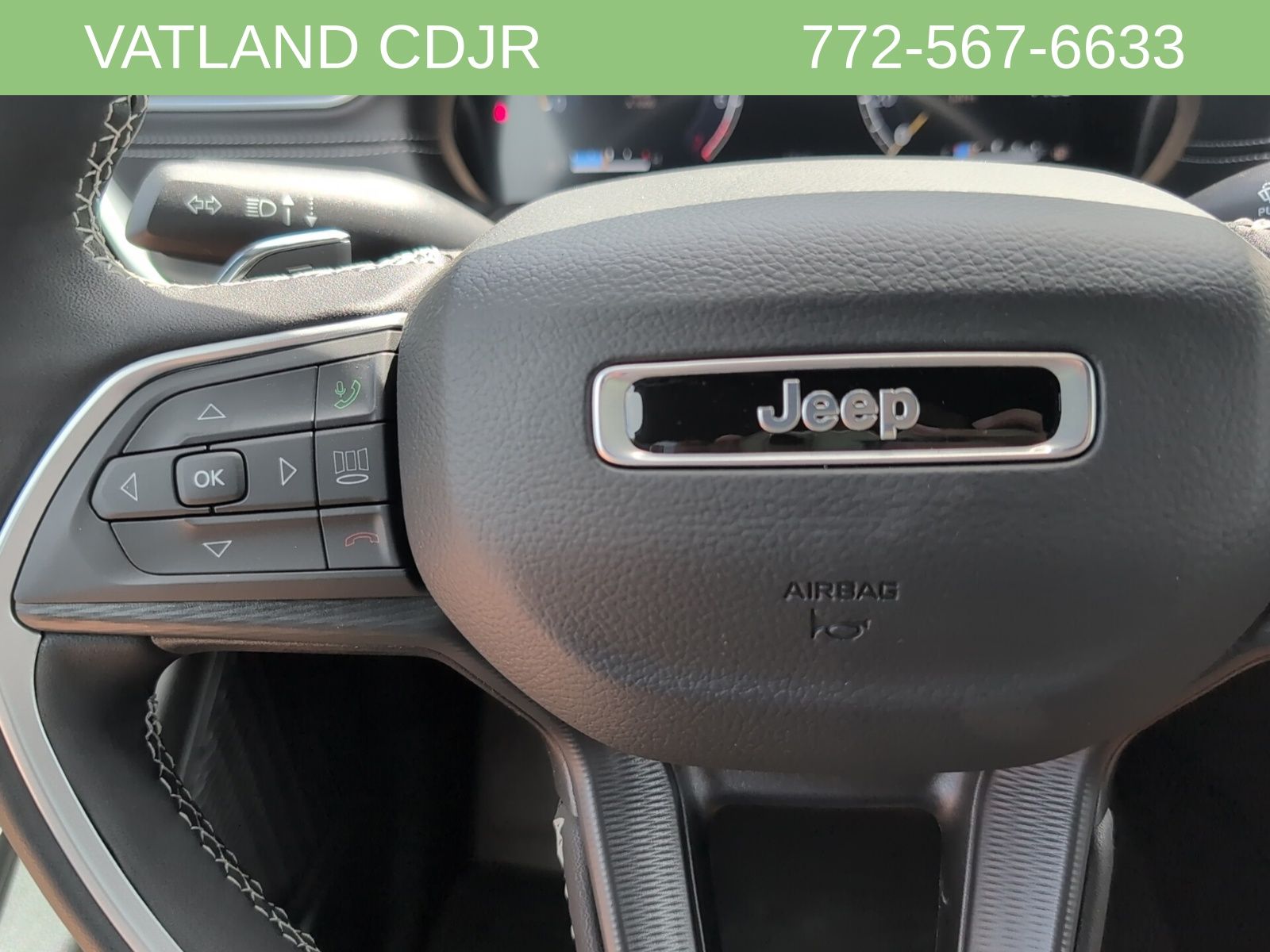 2025 Jeep Grand Cherokee Laredo Altitude photo 7
