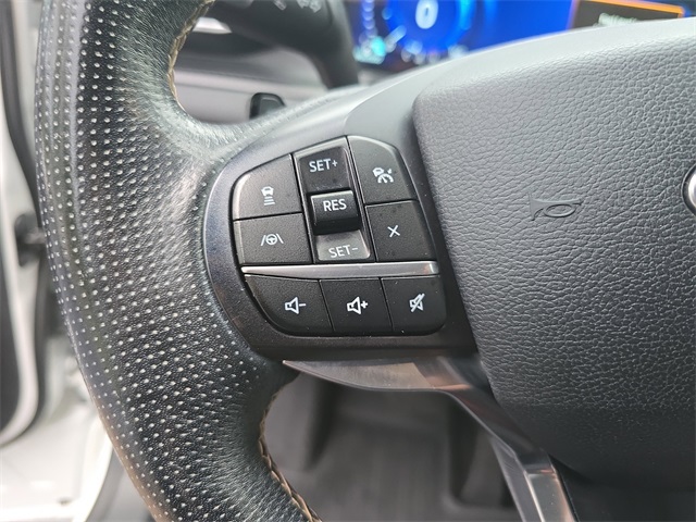 2020 Ford Explorer ST photo 17