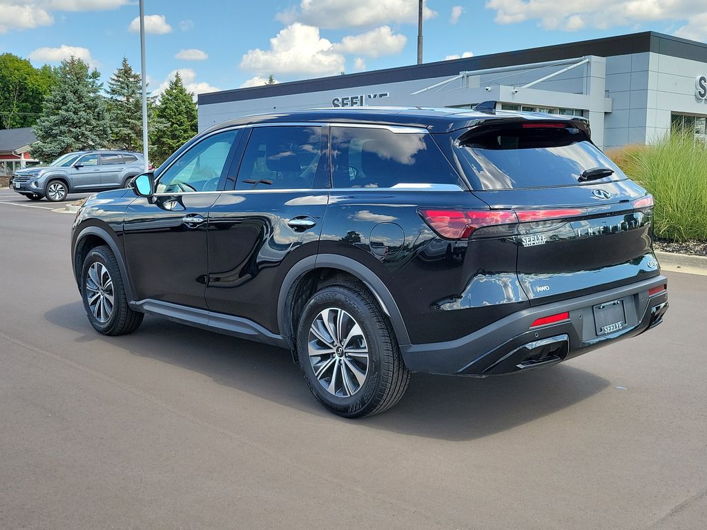 2024 Infiniti QX60 Pure photo 2