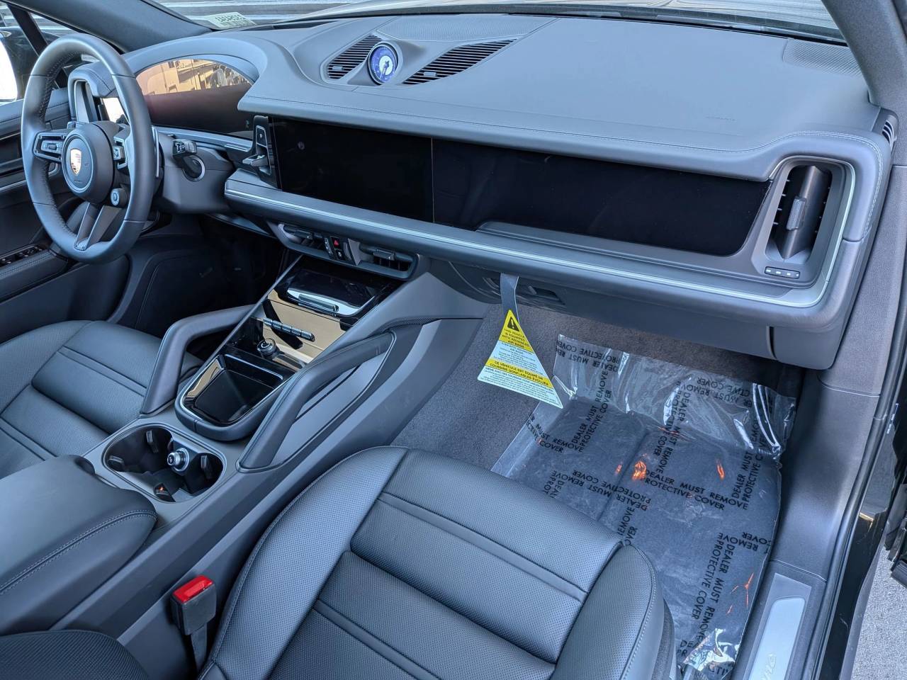 2025 Porsche Cayenne E-Hybrid photo 24