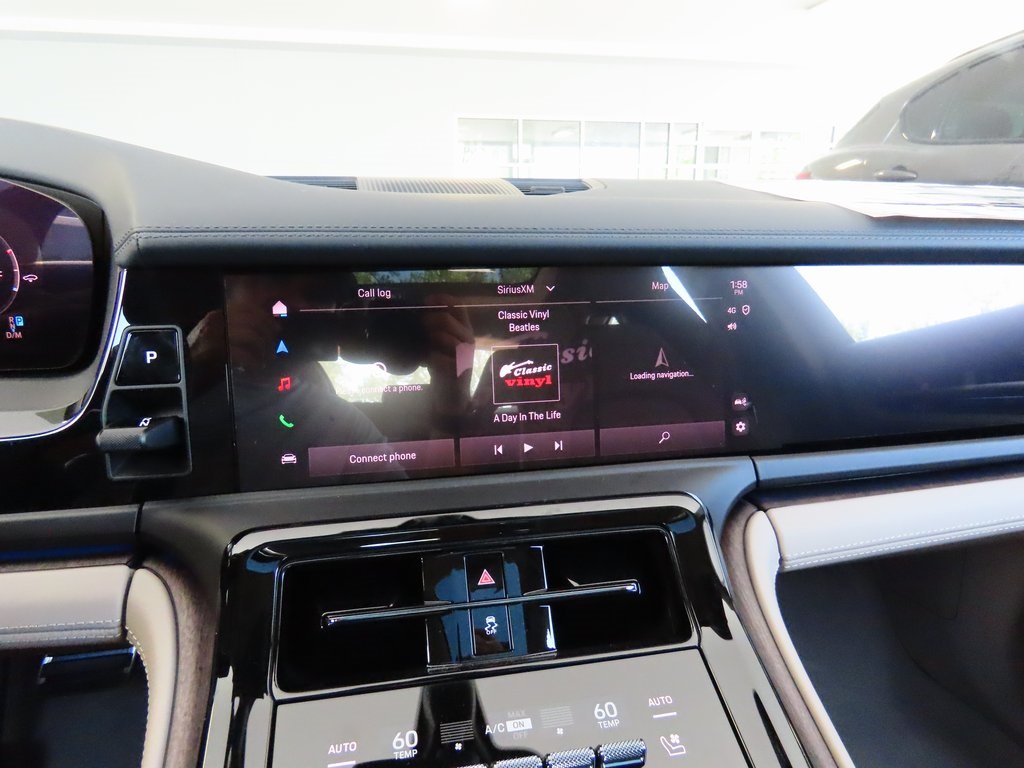 2024 Porsche Panamera 4 photo 28