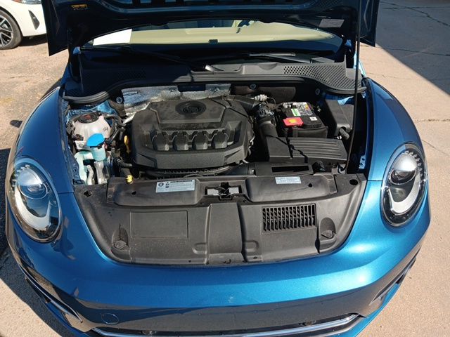 2019 Volkswagen Beetle SE photo 25