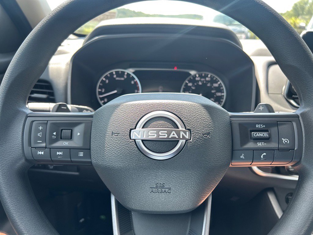 2026 Nissan Rogue S photo 8