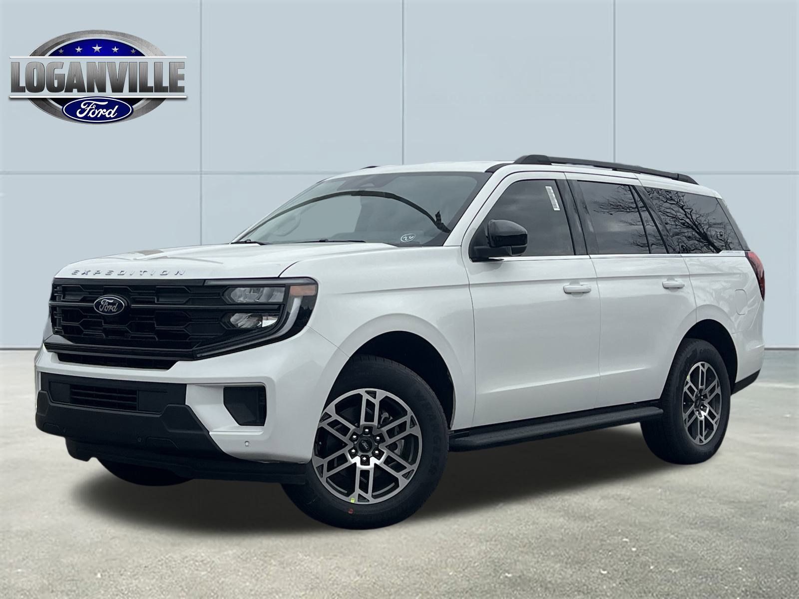 2026 Ford Expedition Active's photo