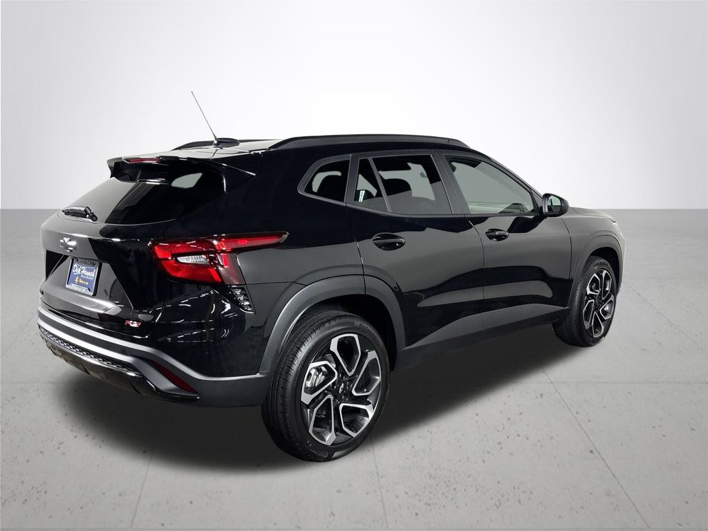 2025 Chevrolet Trax photo 6