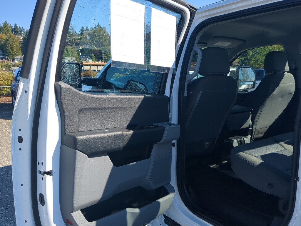 2023 Ford F-250 XL photo 7