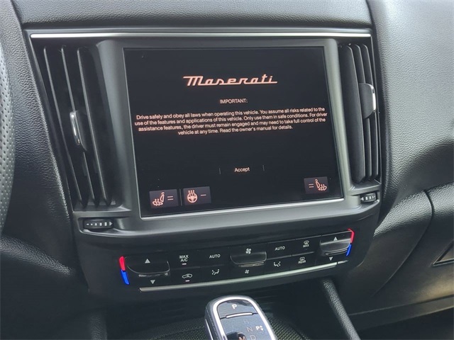 2022 Maserati Levante Modena photo 17