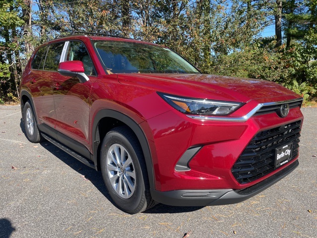 2026 Toyota Grand Highlander XLE photo 3