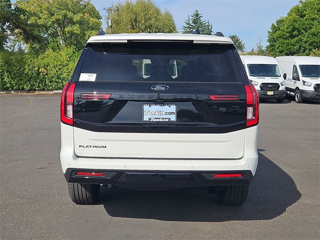 2025 Ford Expedition Platinum photo 4