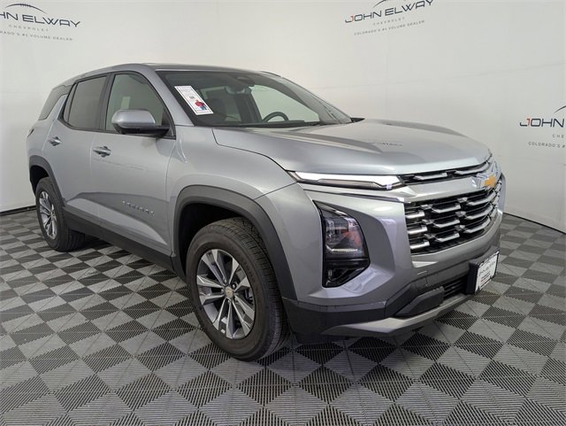 2025 Chevrolet Equinox LT photo 8