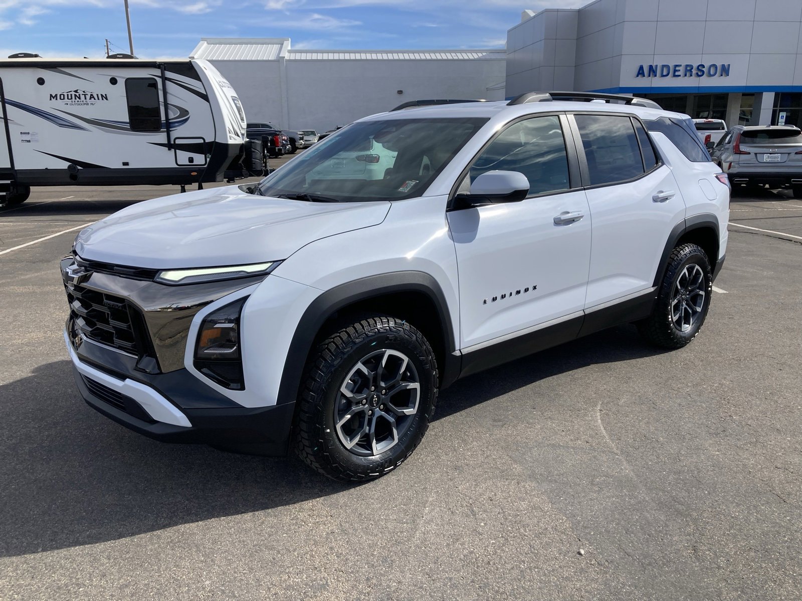 2026 Chevrolet Equinox ACTIV's photo