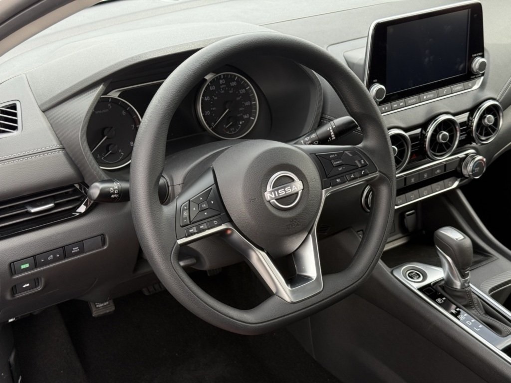 2025 Nissan Sentra SV photo 15