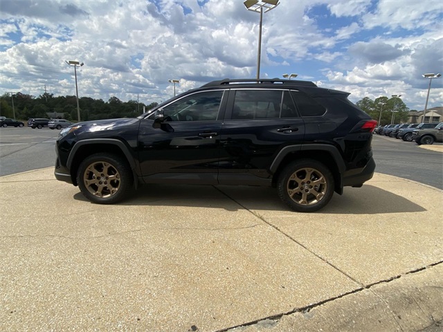 2023 Toyota RAV4 Hybrid photo 4