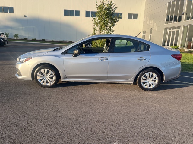 2023 Subaru Impreza Base photo 8