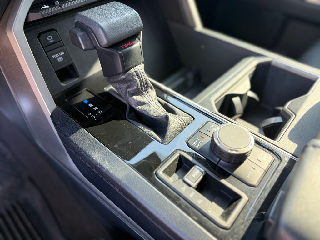 2022 Toyota Tundra SR5 photo 12