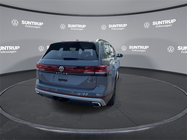 2025 Volkswagen Atlas Peak Edition SE photo 18