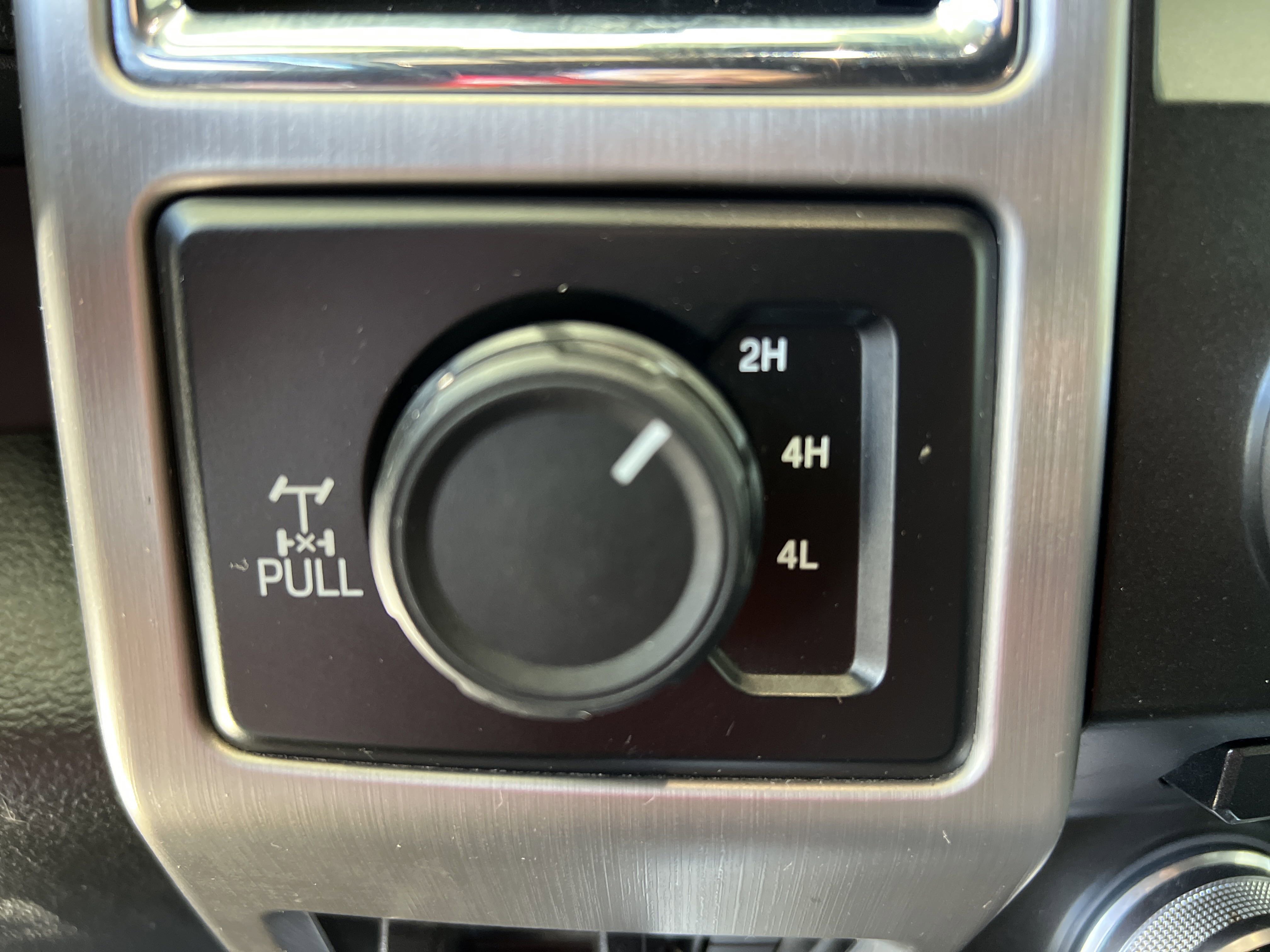 2017 Ford F-250 Platinum photo 11