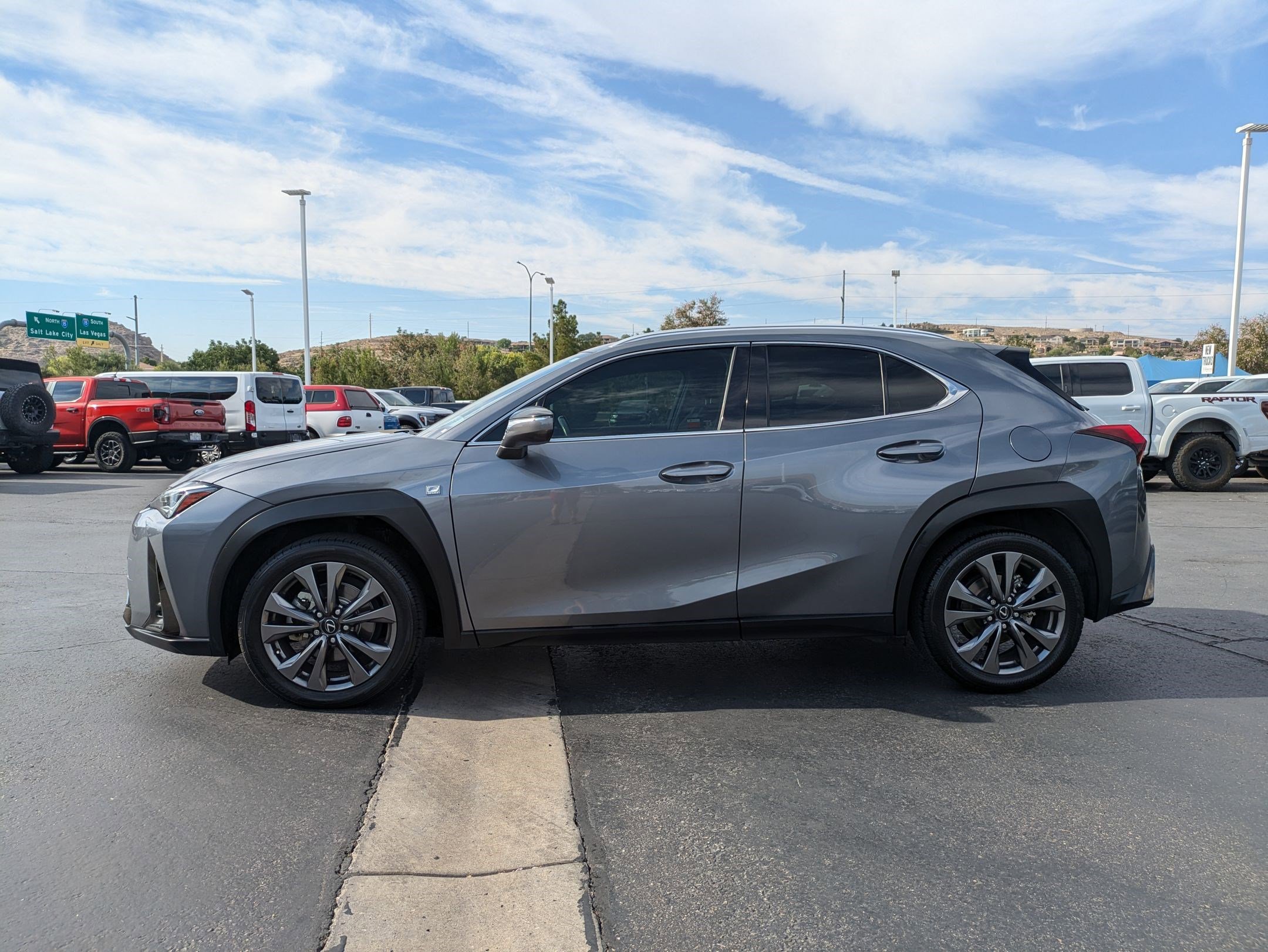 2020 Lexus UX 200 F SPORT photo 6