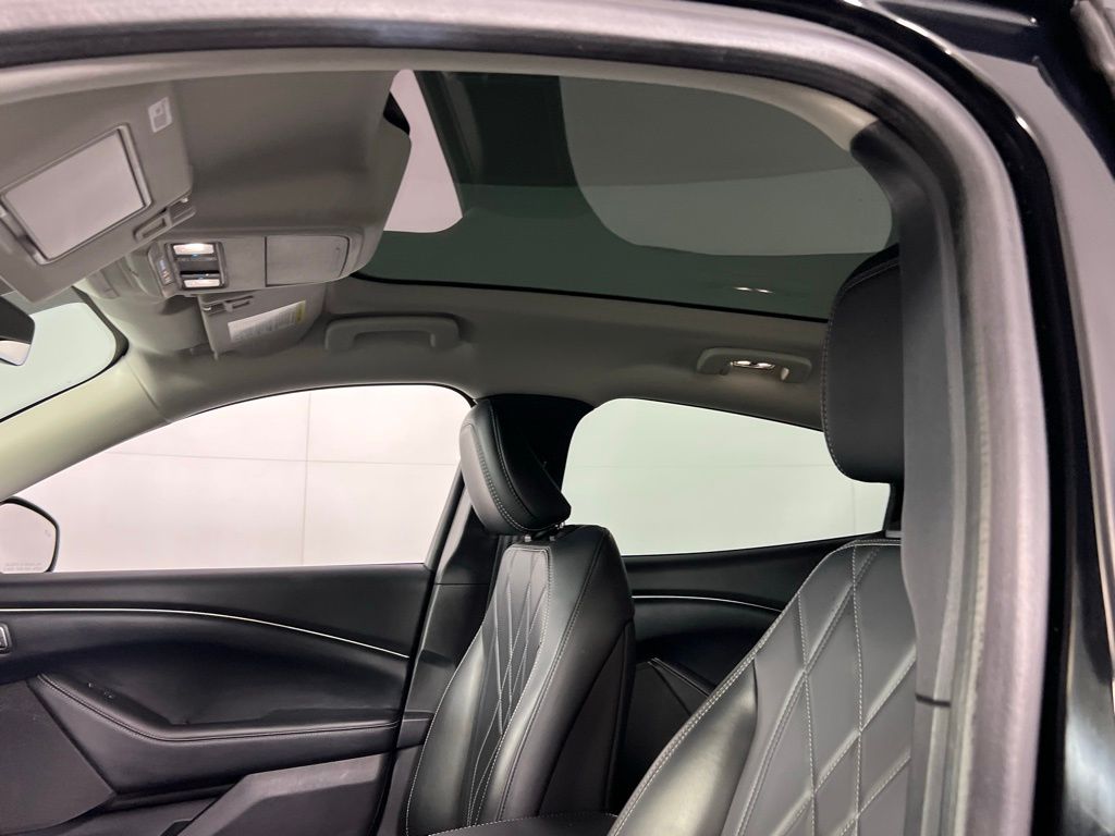 2021 Ford Mustang Mach-E California Route 1 photo 17
