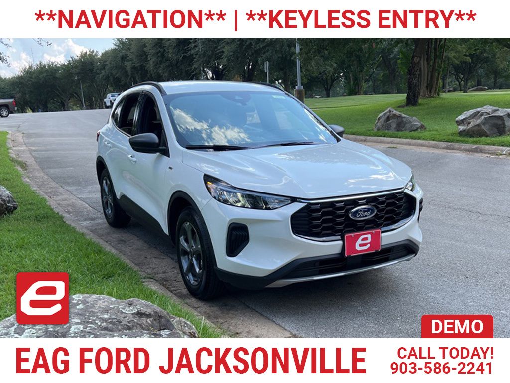 2025 Ford Escape ST-Line's photo