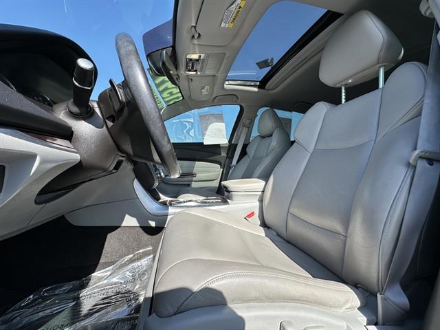 2016 Acura TLX Technology photo 10