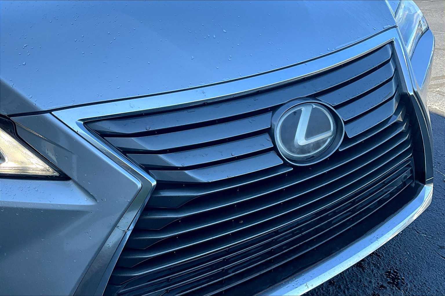 2017 Lexus RX photo 27
