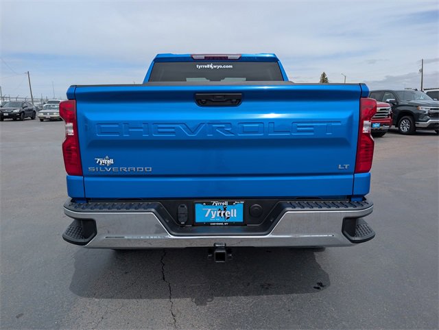 2025 Chevrolet Silverado 1500 LT photo 4