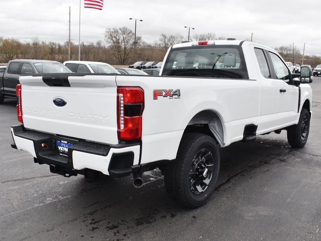 2025 Ford F-350 XL photo 12