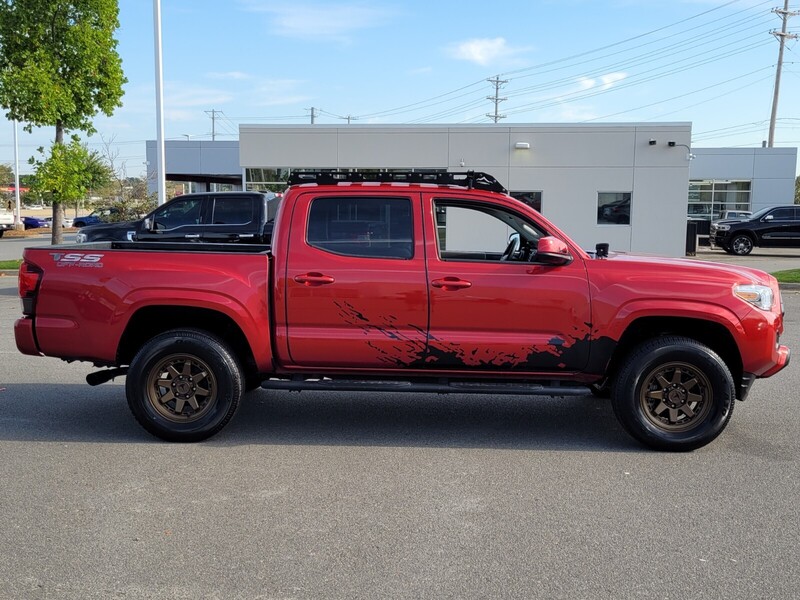 2023 Toyota Tacoma TRD Double Cab V6 photo 2