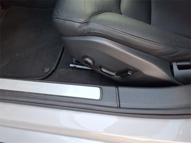 2024 Volvo S60 Recharge T8 Plus photo 11