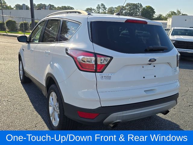 2017 Ford Escape SE photo 5