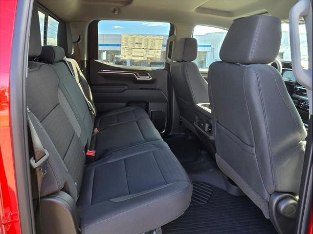 2025 Chevrolet Silverado 1500 LT photo 10